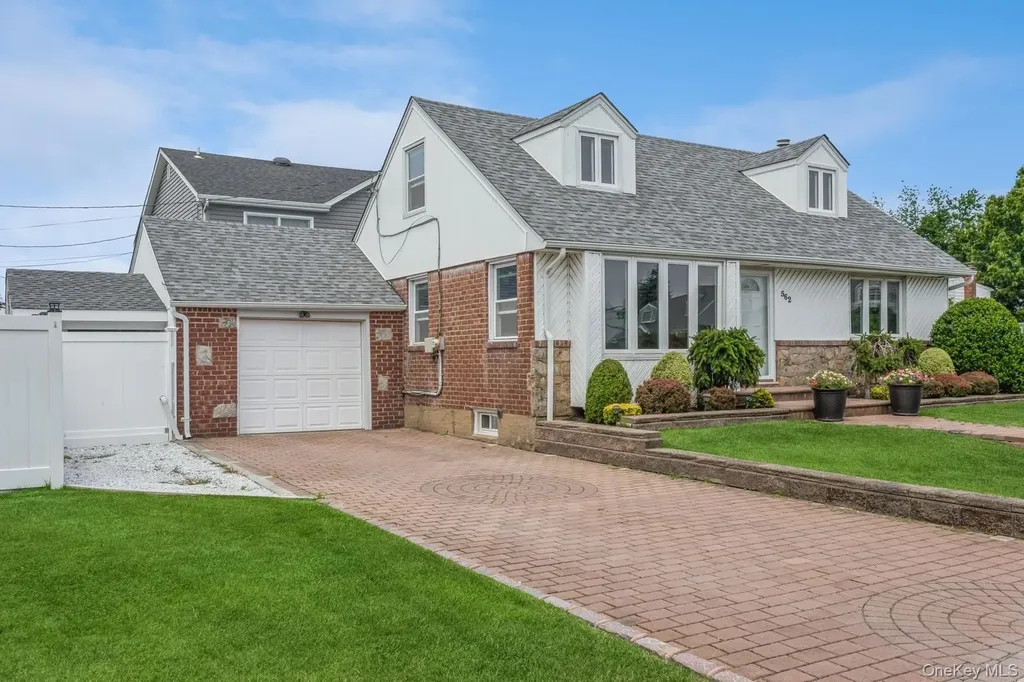 562 Bernice Road Franklin Square NY 11010