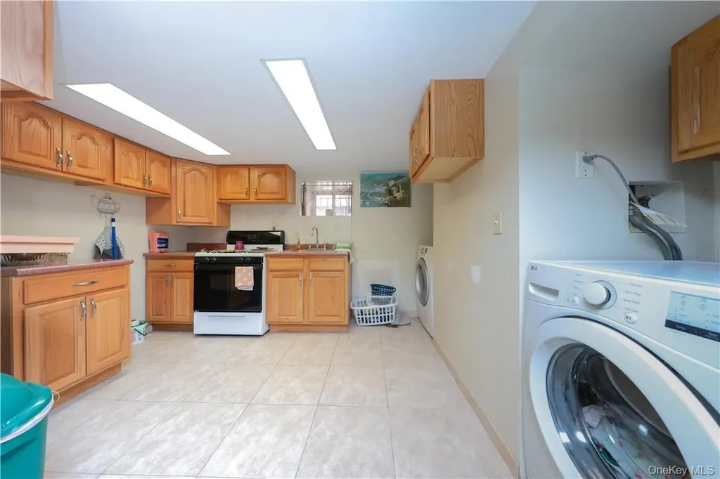 1361 Bay Ridge Parkway Brooklyn NY 11228