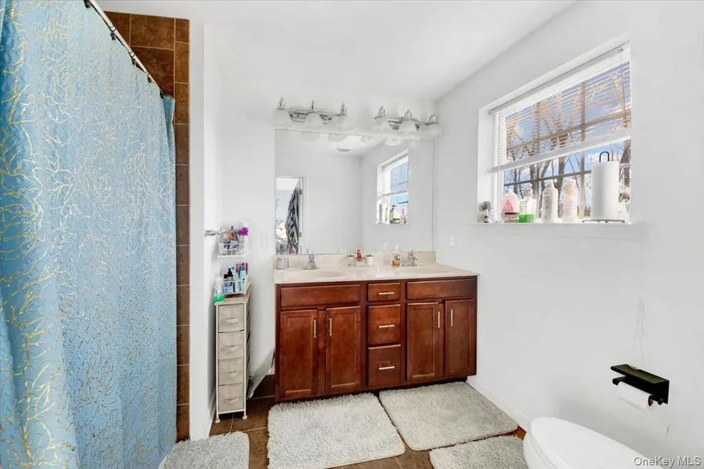 4 Kless Court Middletown NY 10940