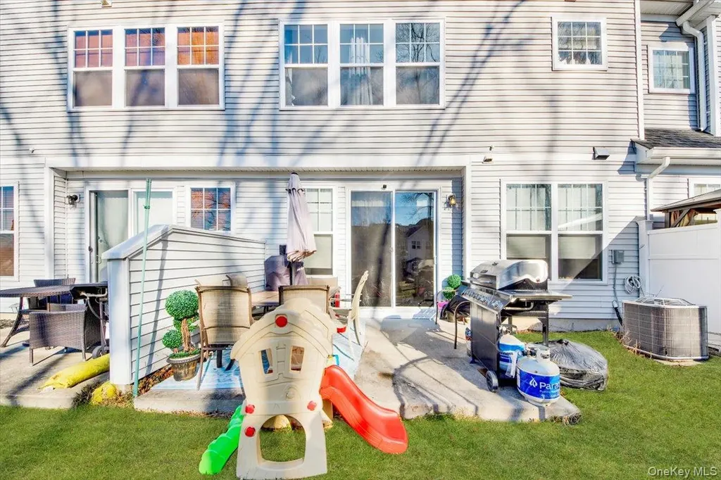 4 Kless Court Middletown NY 10940