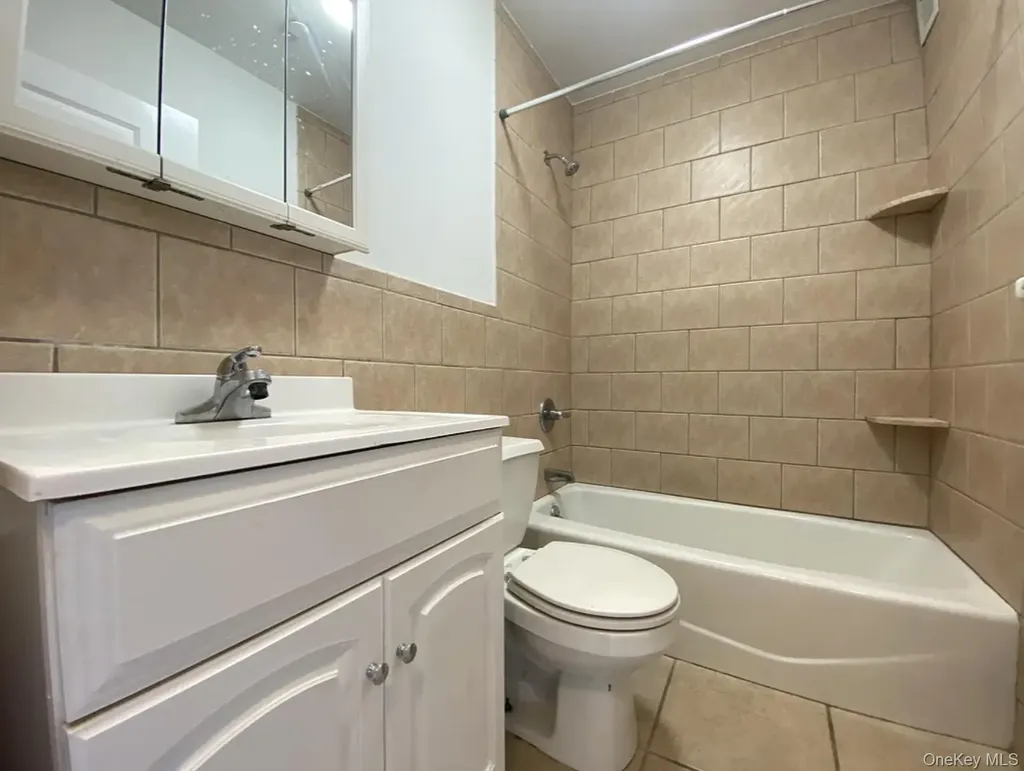 2447 44th Street Astoria NY 11103