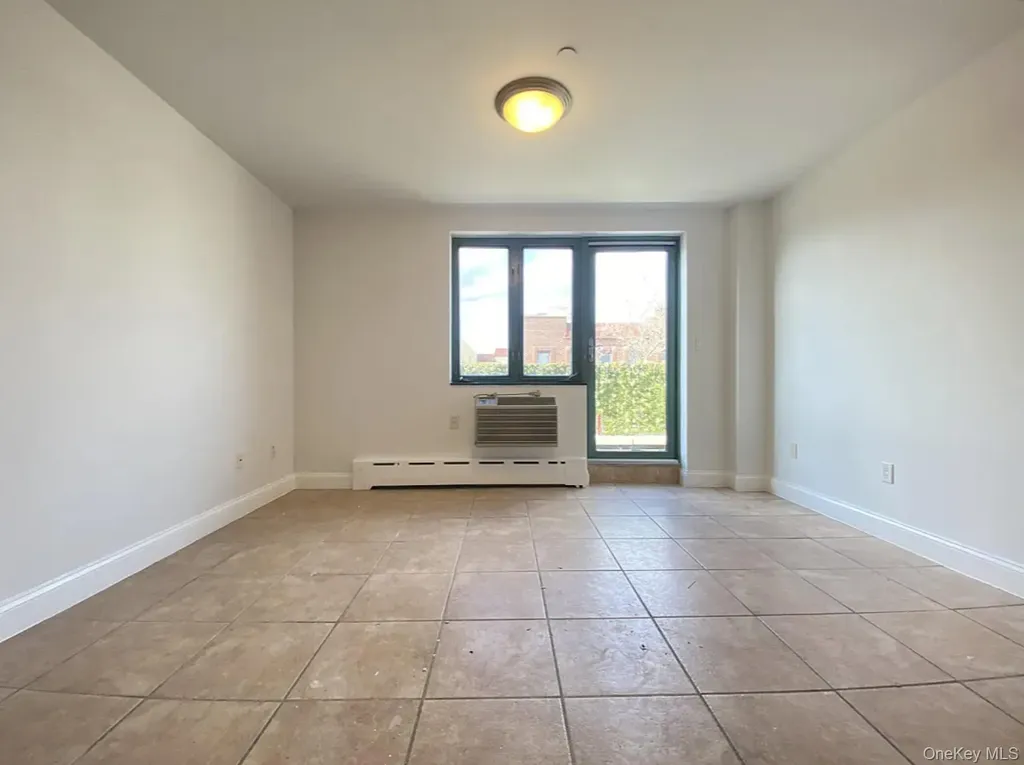 2447 44th Street Astoria NY 11103