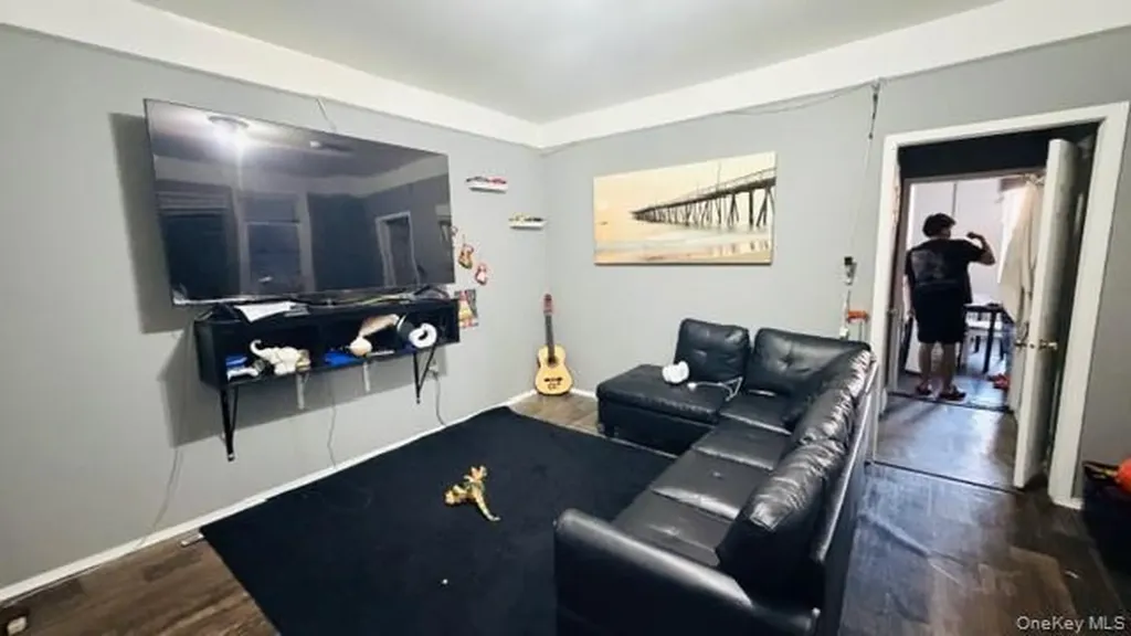 99-03 Northern Boulevard Corona NY 11368