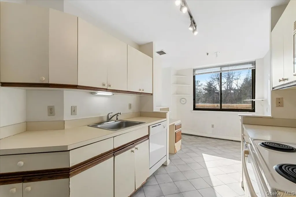 25 Rockledge Avenue White Plains NY 10601