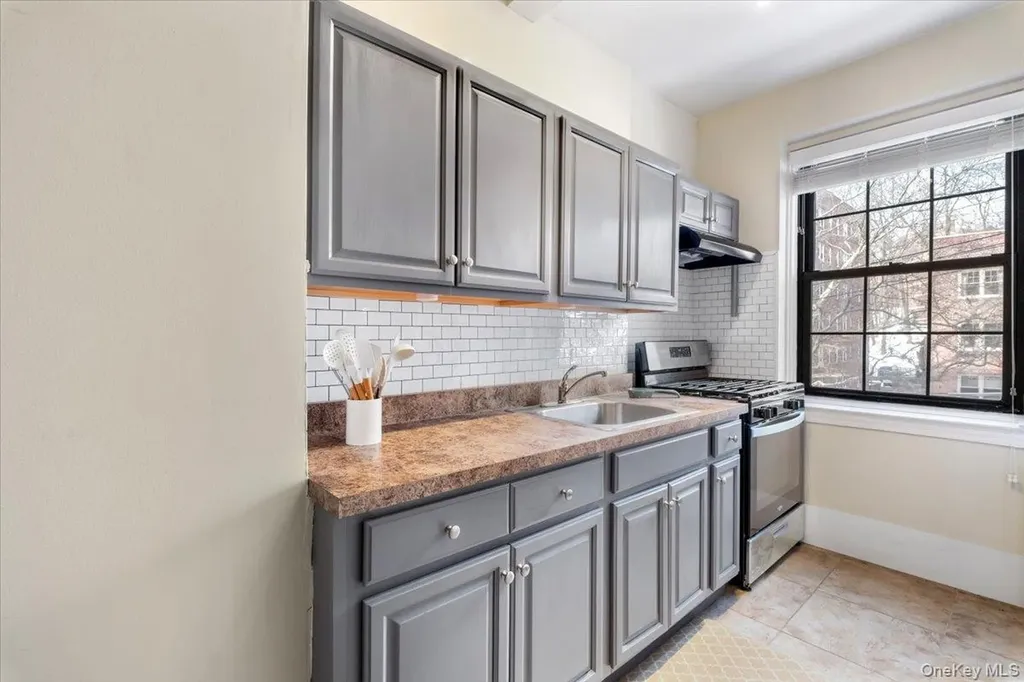 824 Bronx River Road Bronxville NY 10708