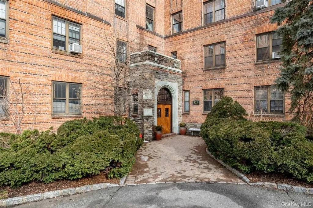 824 Bronx River Road Bronxville NY 10708
