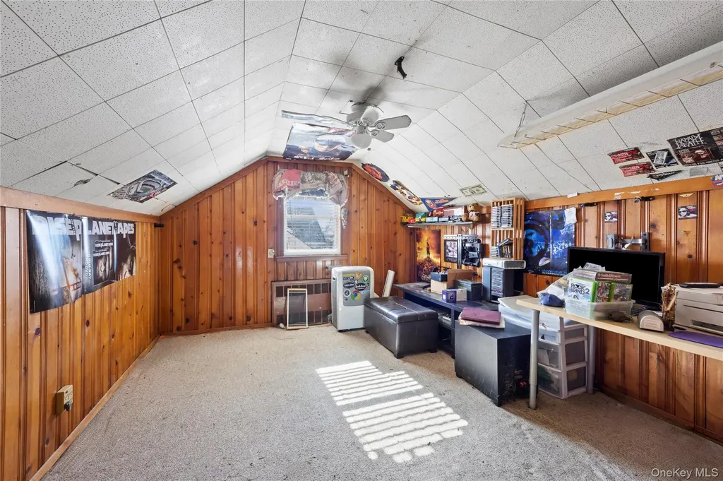 27 Elizabeth Drive Bethpage NY 11714