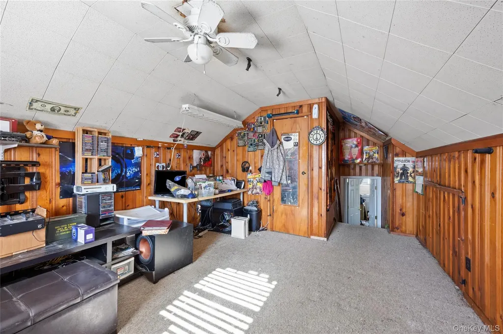 27 Elizabeth Drive Bethpage NY 11714