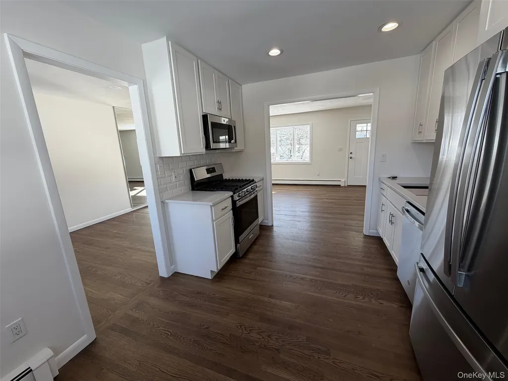 6 Andre Avenue Tappan NY 10983