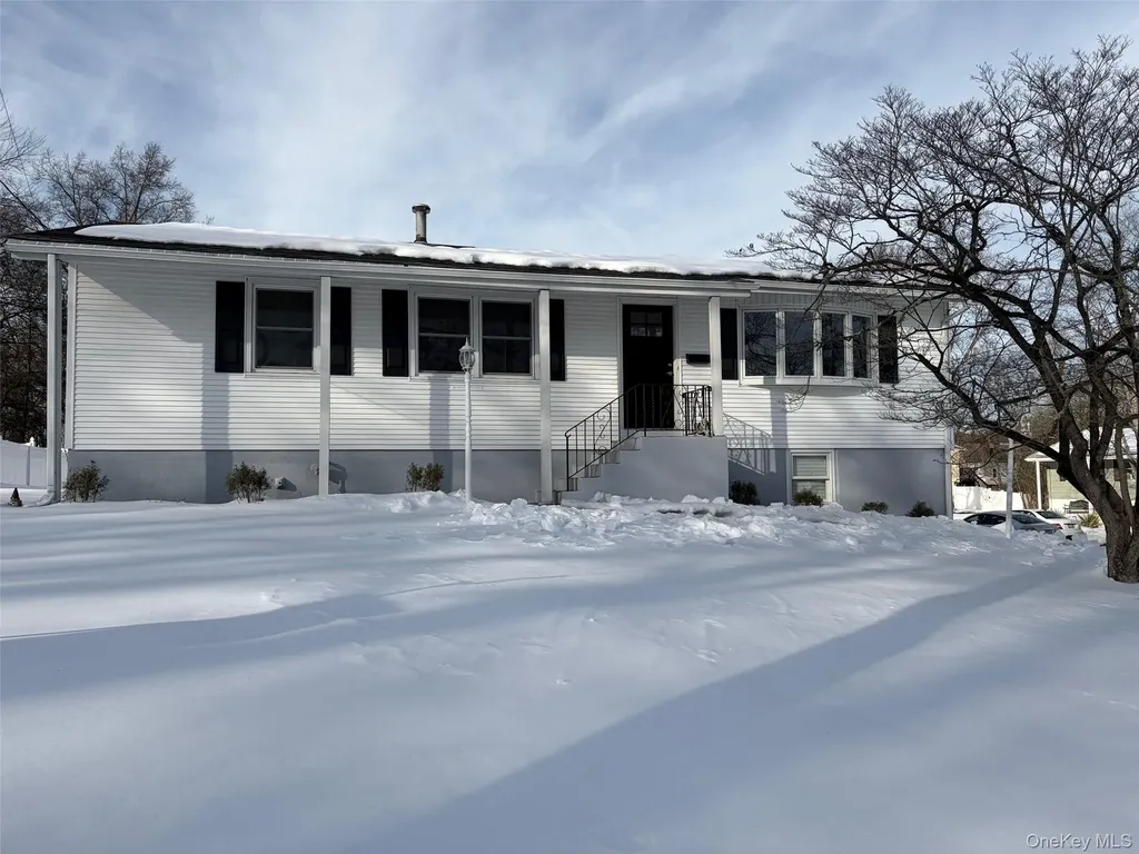 6 Andre Avenue Tappan NY 10983