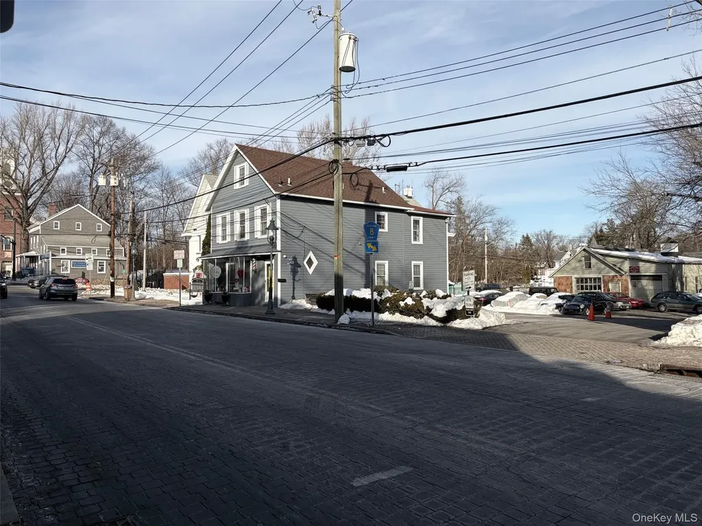 6 Andre Avenue Tappan NY 10983