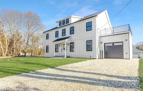 285 Sandy Beach Road Greenport NY 11944