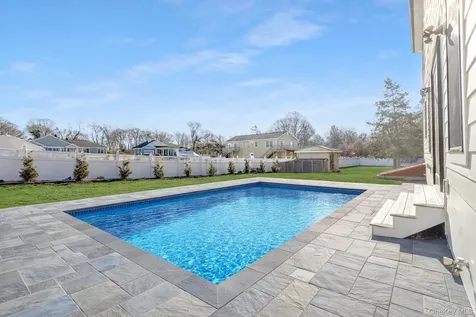 285 Sandy Beach Road Greenport NY 11944