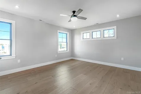 285 Sandy Beach Road Greenport NY 11944