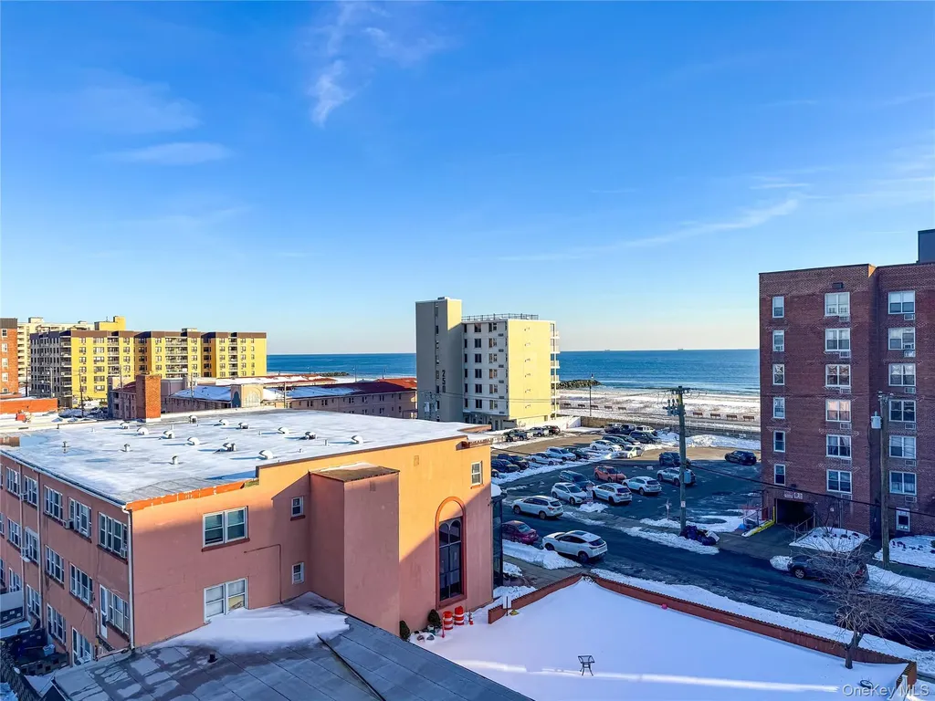 210 E Broadway Long Beach NY 11561