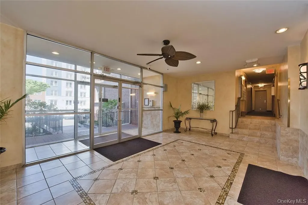 210 E Broadway Long Beach NY 11561