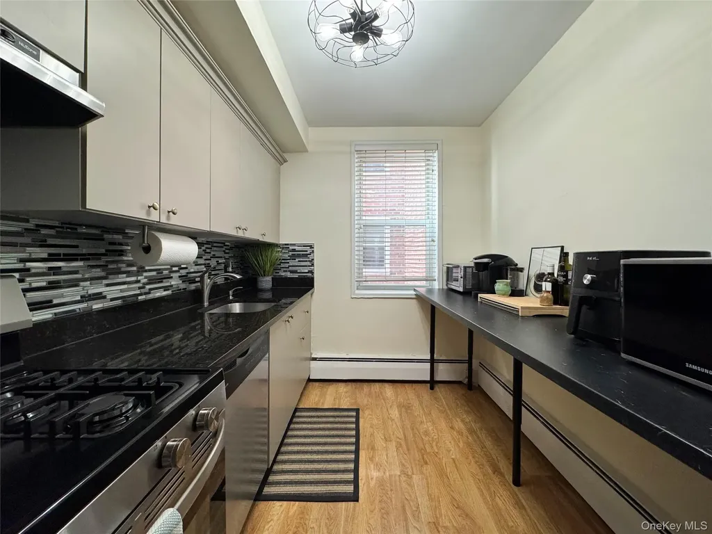 210 E Broadway Long Beach NY 11561