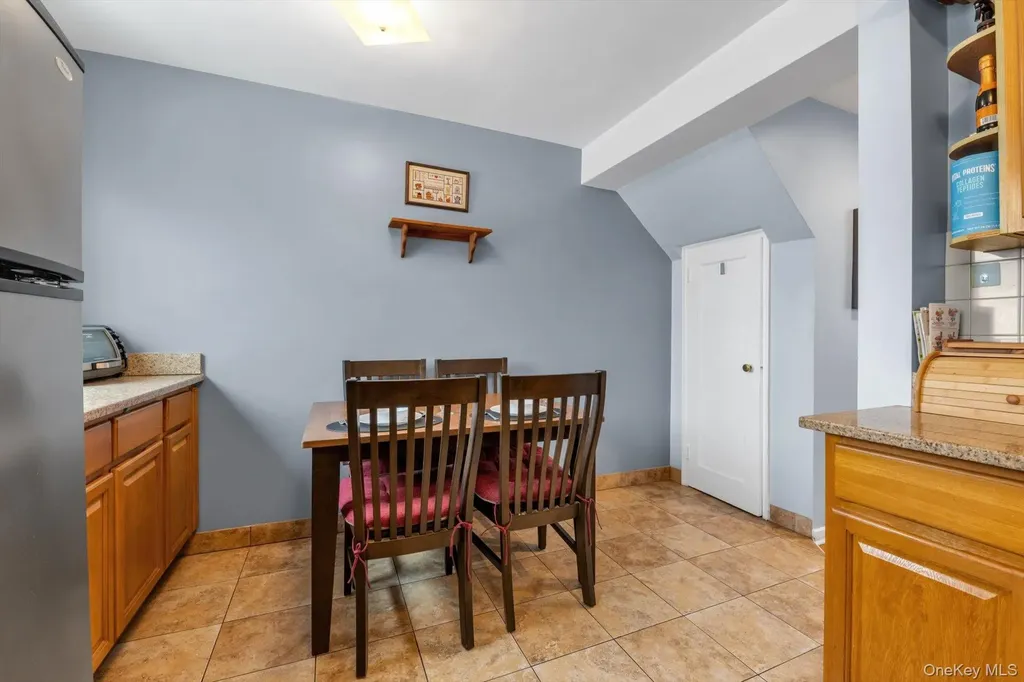 218-01 68 Avenue Bayside NY 11364