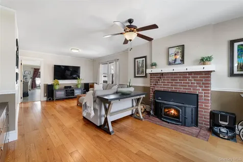 97 Staunton Street Yonkers NY 10704