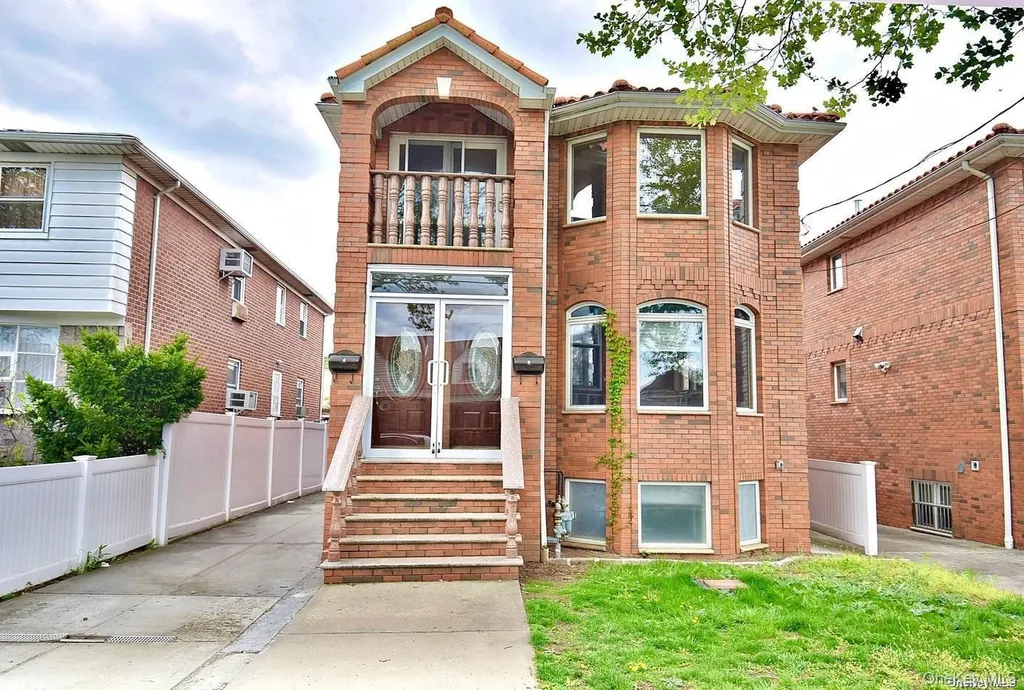 154-36 20th Road Whitestone NY 11357