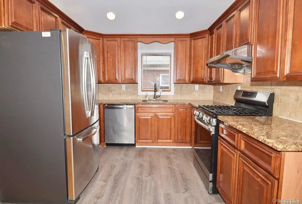 154-36 20th Road Whitestone NY 11357
