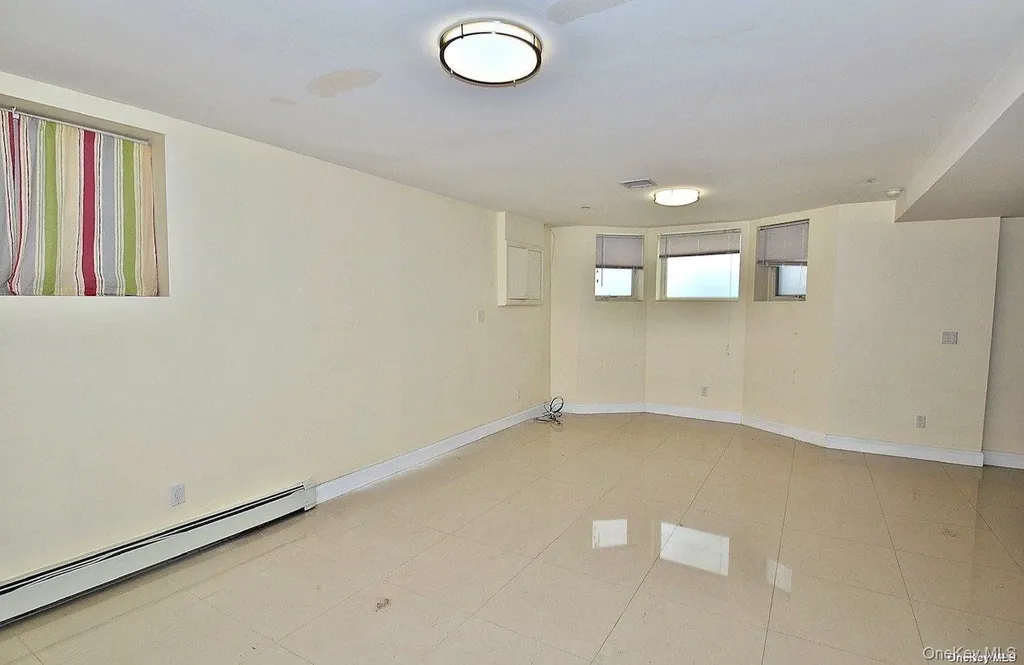 154-36 20th Road Whitestone NY 11357