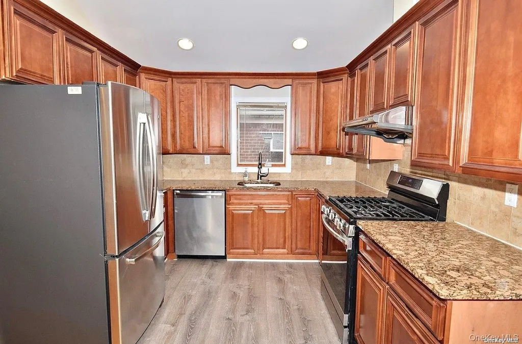 154-36 20th Road Whitestone NY 11357