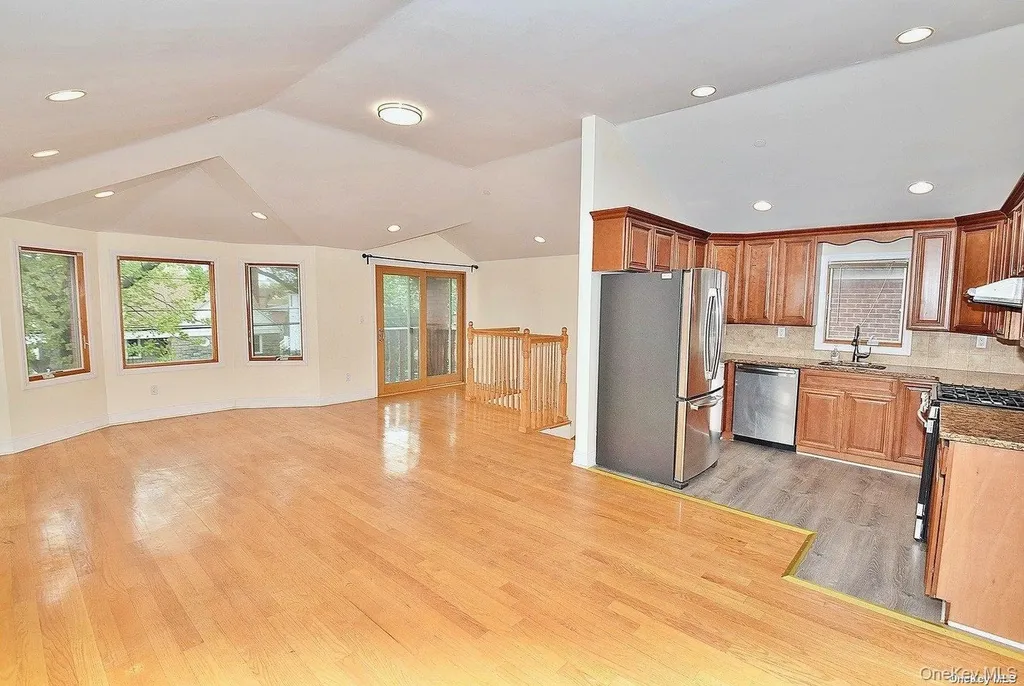 154-36 20th Road Whitestone NY 11357