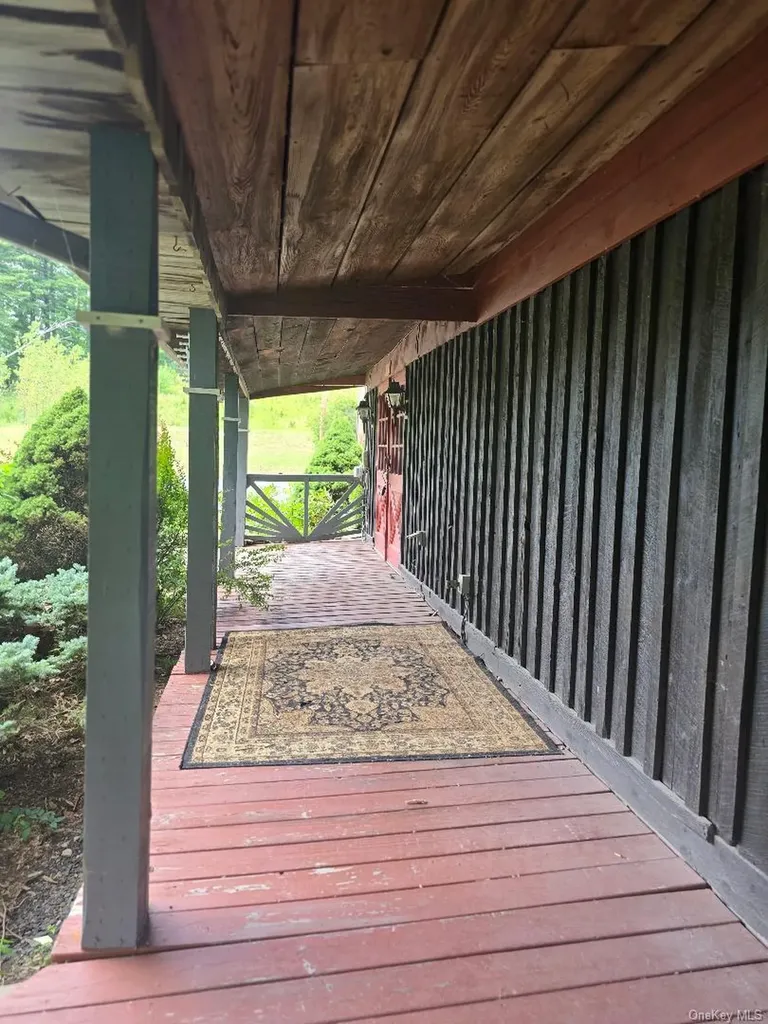 6437 Route 209 Kerhonkson NY 12446