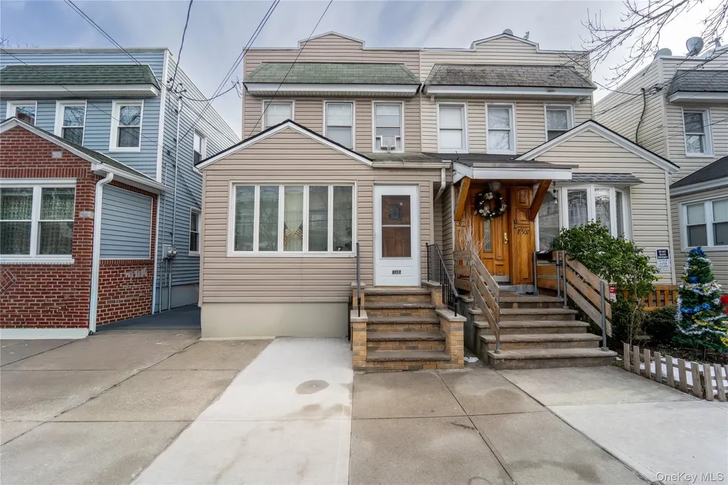 7505 60th Place Glendale NY 11385