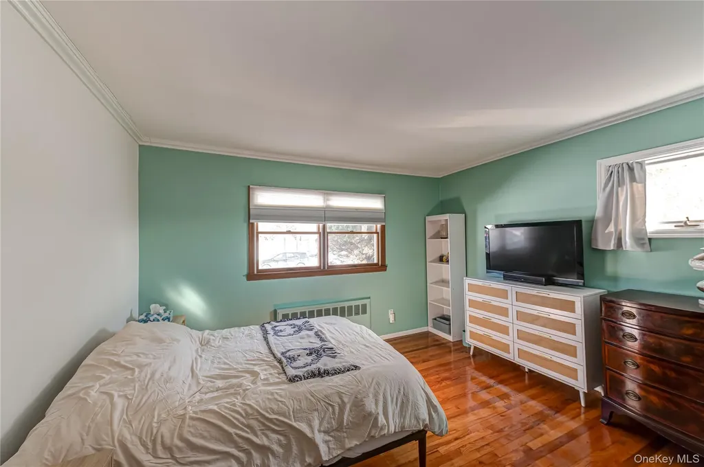 36 Sinclair Drive Greenlawn NY 11740