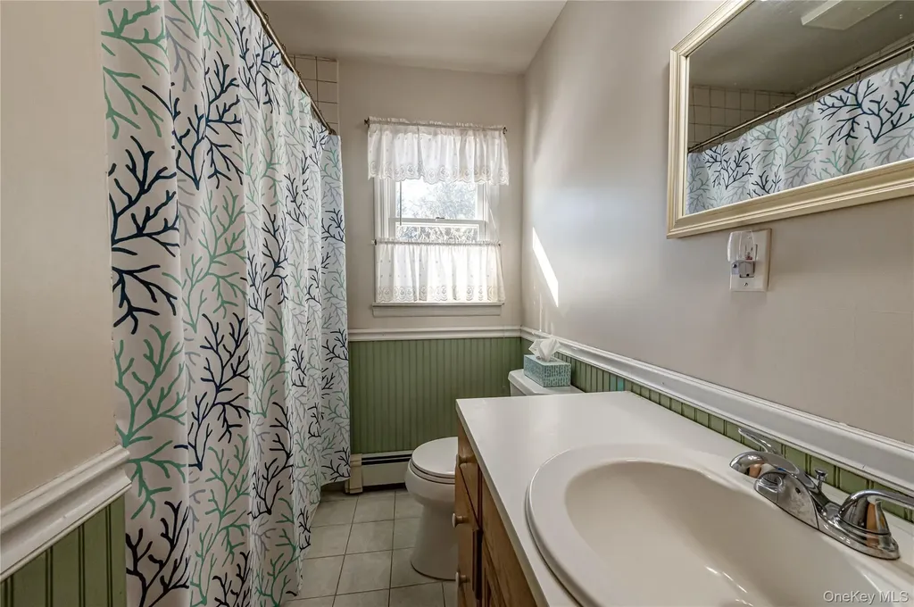 36 Sinclair Drive Greenlawn NY 11740