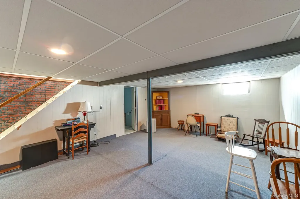 36 Sinclair Drive Greenlawn NY 11740