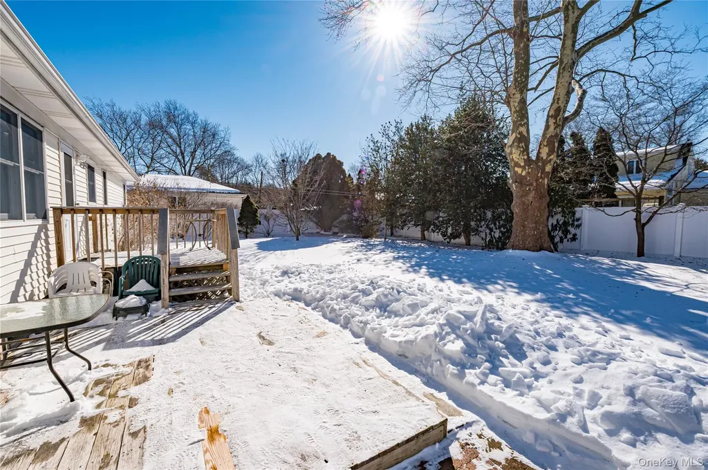 36 Sinclair Drive Greenlawn NY 11740