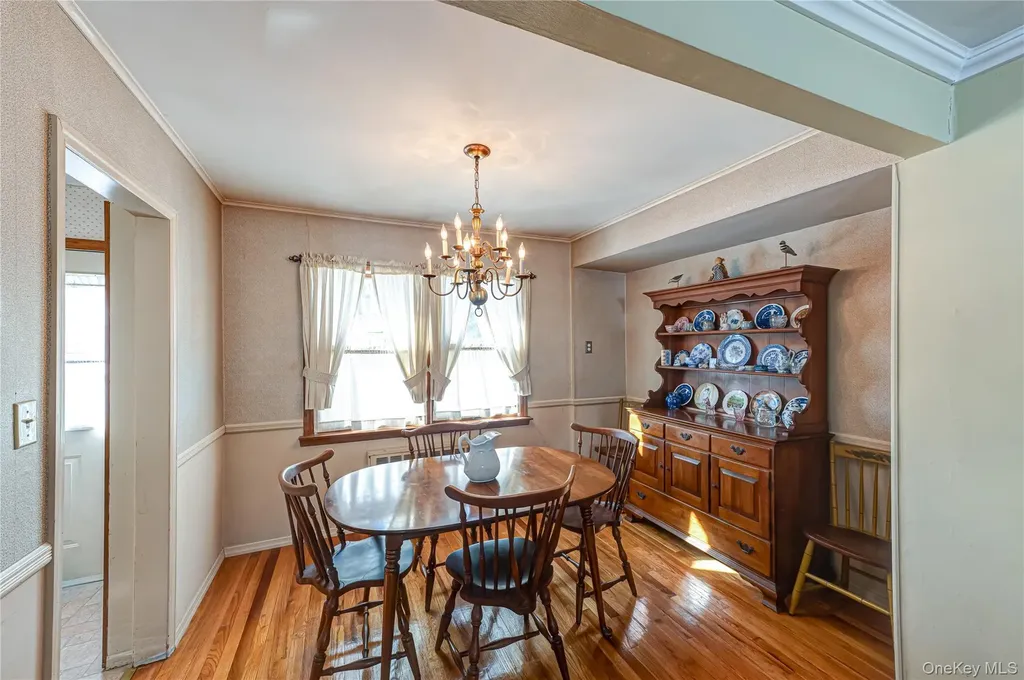 36 Sinclair Drive Greenlawn NY 11740