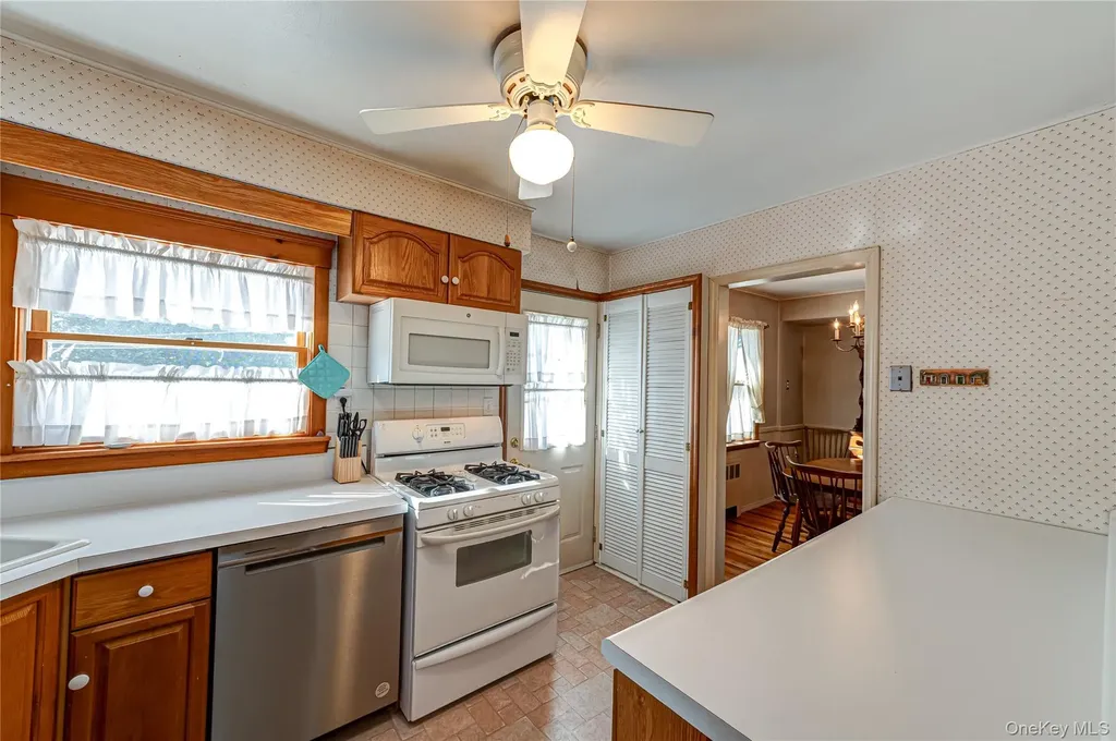 36 Sinclair Drive Greenlawn NY 11740