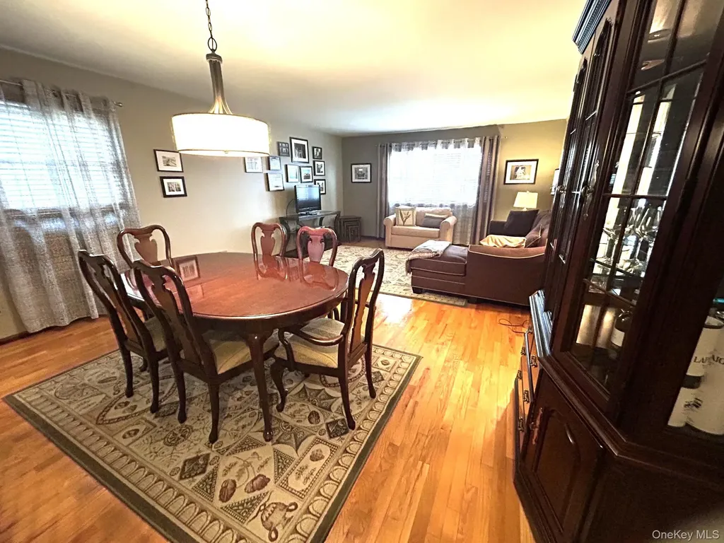 194 Justin Staten Island NY 10306
