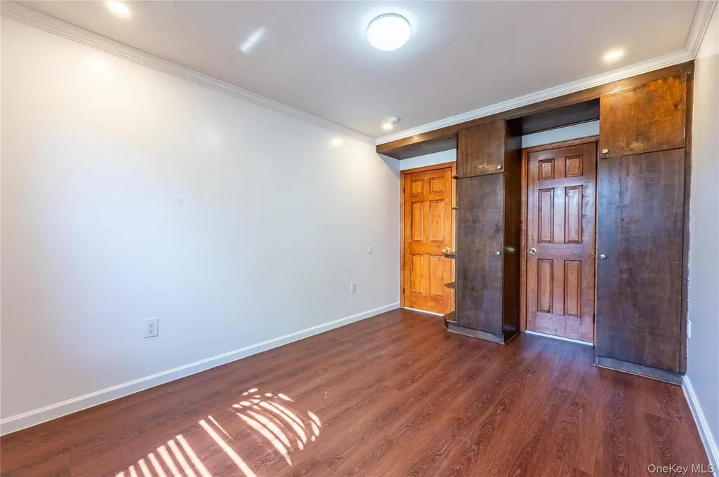 1318 Mace Avenue Bronx NY 10469
