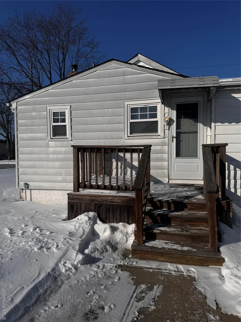 Deer Park NY 11729