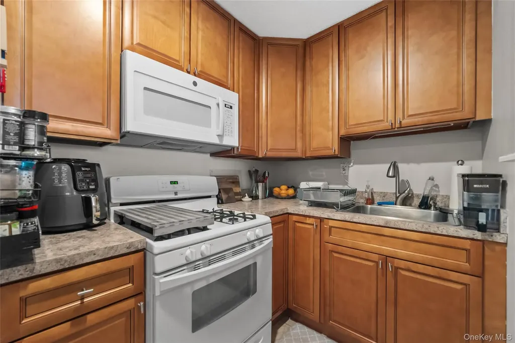 155 Ferris Avenue White Plains NY 10603