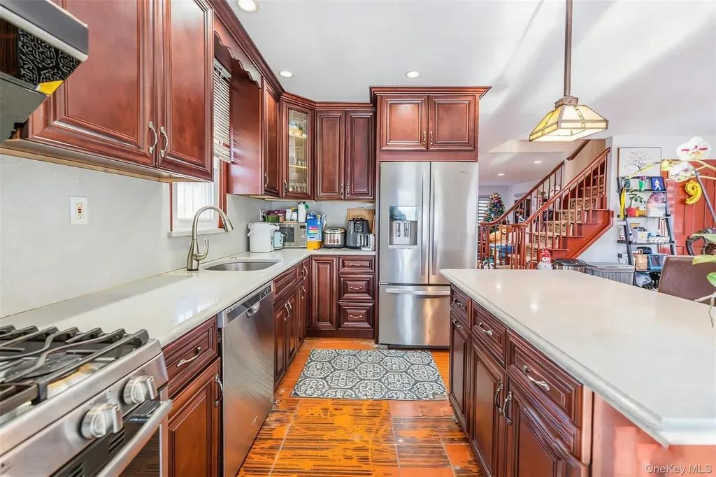 17528 Underhill Avenue Fresh Meadows NY 11365