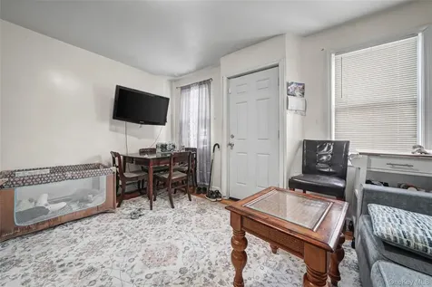 548 S 8th Avenue Mount Vernon NY 10550