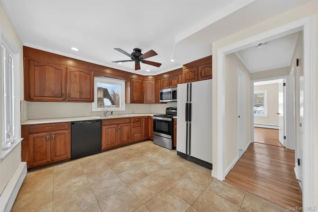 31 Oneonta Road Carmel NY 10512