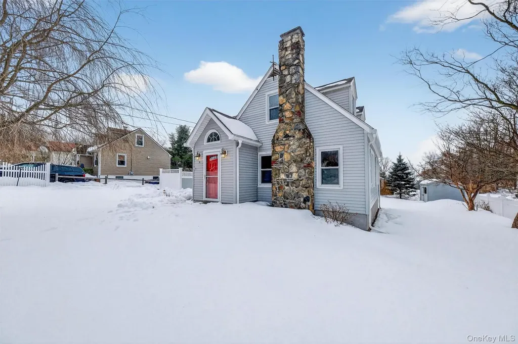 31 Oneonta Road Carmel NY 10512