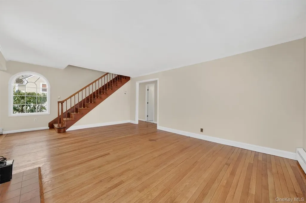 31 Oneonta Road Carmel NY 10512