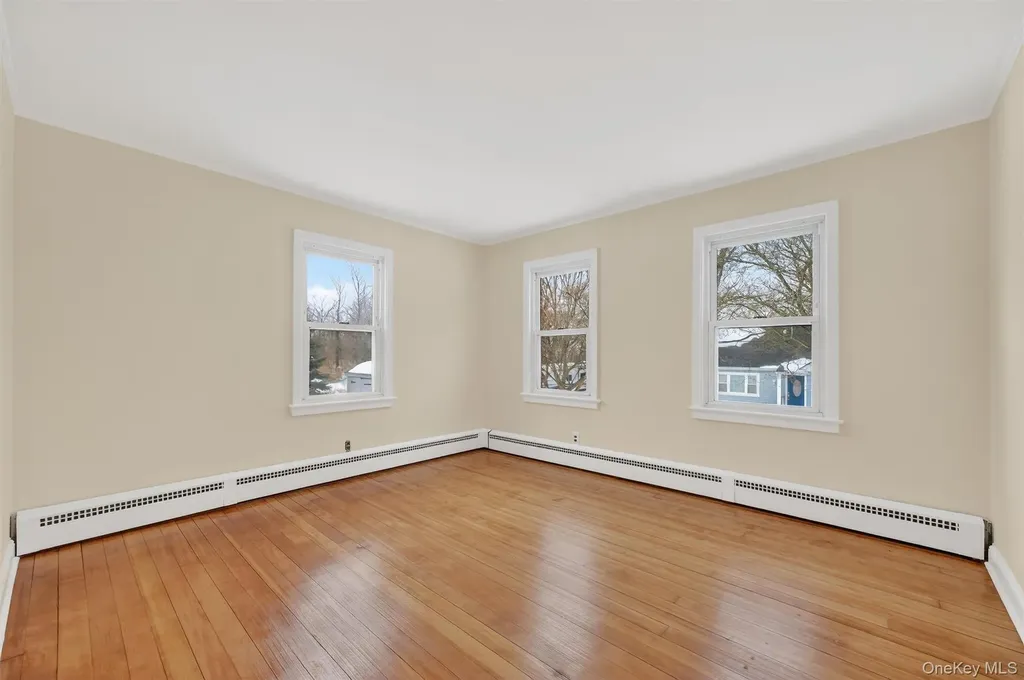 31 Oneonta Road Carmel NY 10512