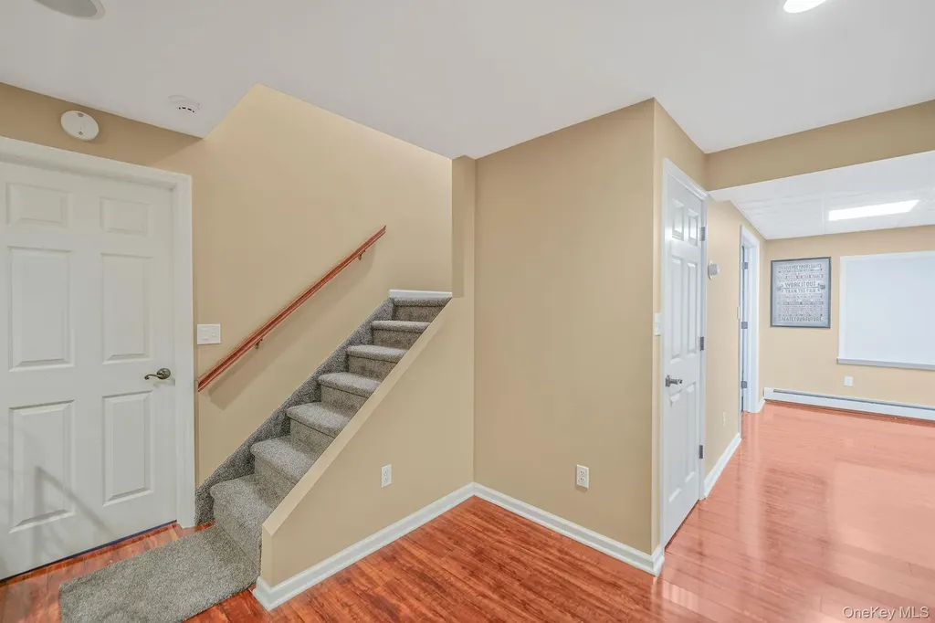 24 Embassy Road Selden NY 11784