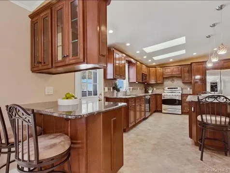 20 Rose Street White Plains NY 10605