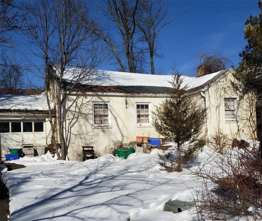 4 Fanley Avenue Spring Valley NY 10977