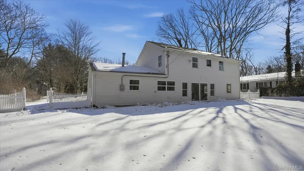 46 Sycamore Circle Stony Brook NY 11790